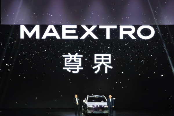 尊界S800尊界标轴版MPV侧重家用取向