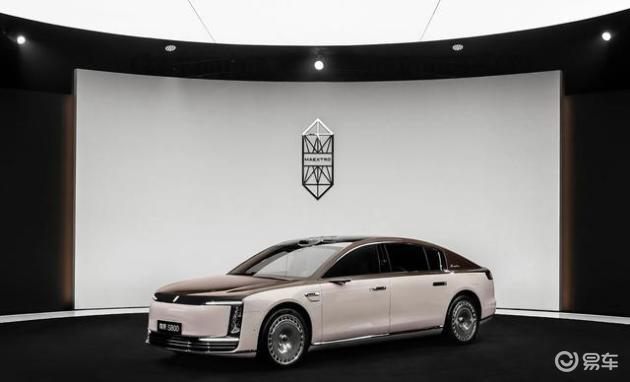 国产车售价百万,究竟值不值?尊界S800与奔驰宝马激战同场,同价位谁能赢得您的青睐?