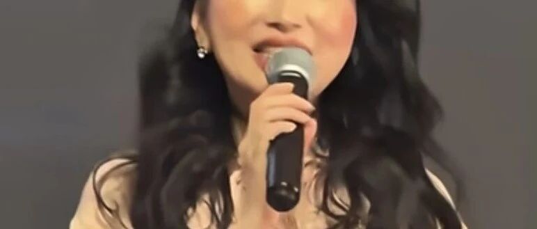 金莎孕相太明显了？？？身形浮肿膀大腰圆，差点没认出来...