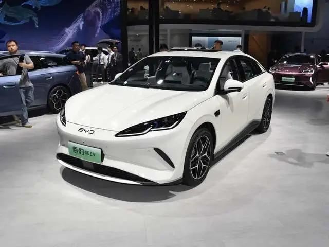 上半年“最好卖的”十大国产车:比亚迪狂甩197万,奇瑞排第二