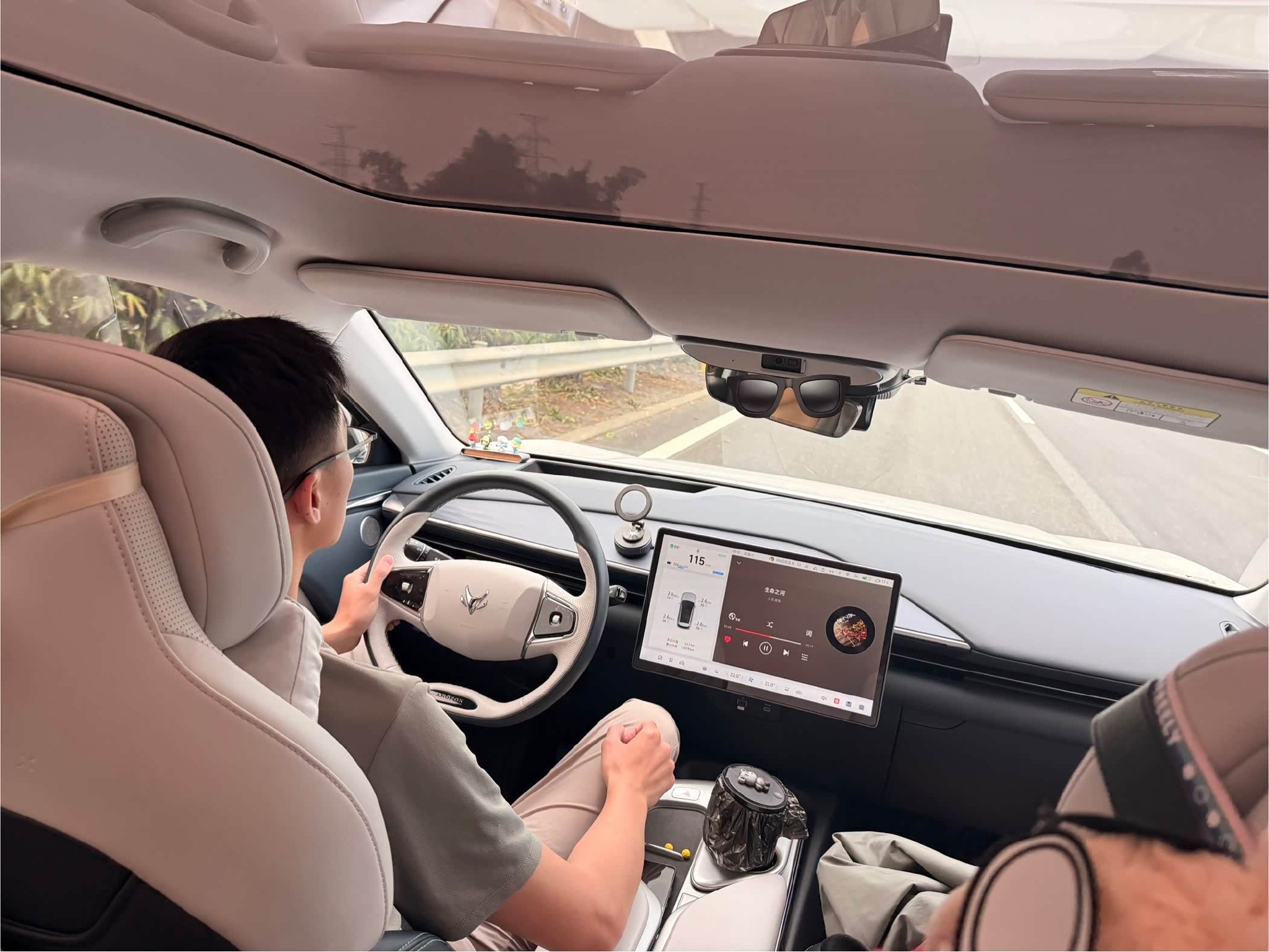 极狐T5老车主视角:20万级问道V9竟能对标50万级MPV?_极狐 阿尔法T5