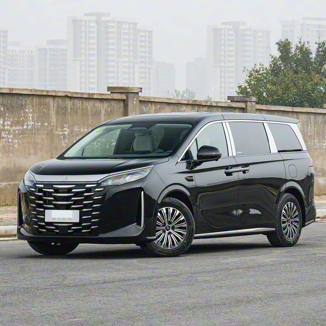 30万内中大型MPV三强对决:插混、纯电与空间王者谁更胜一筹?