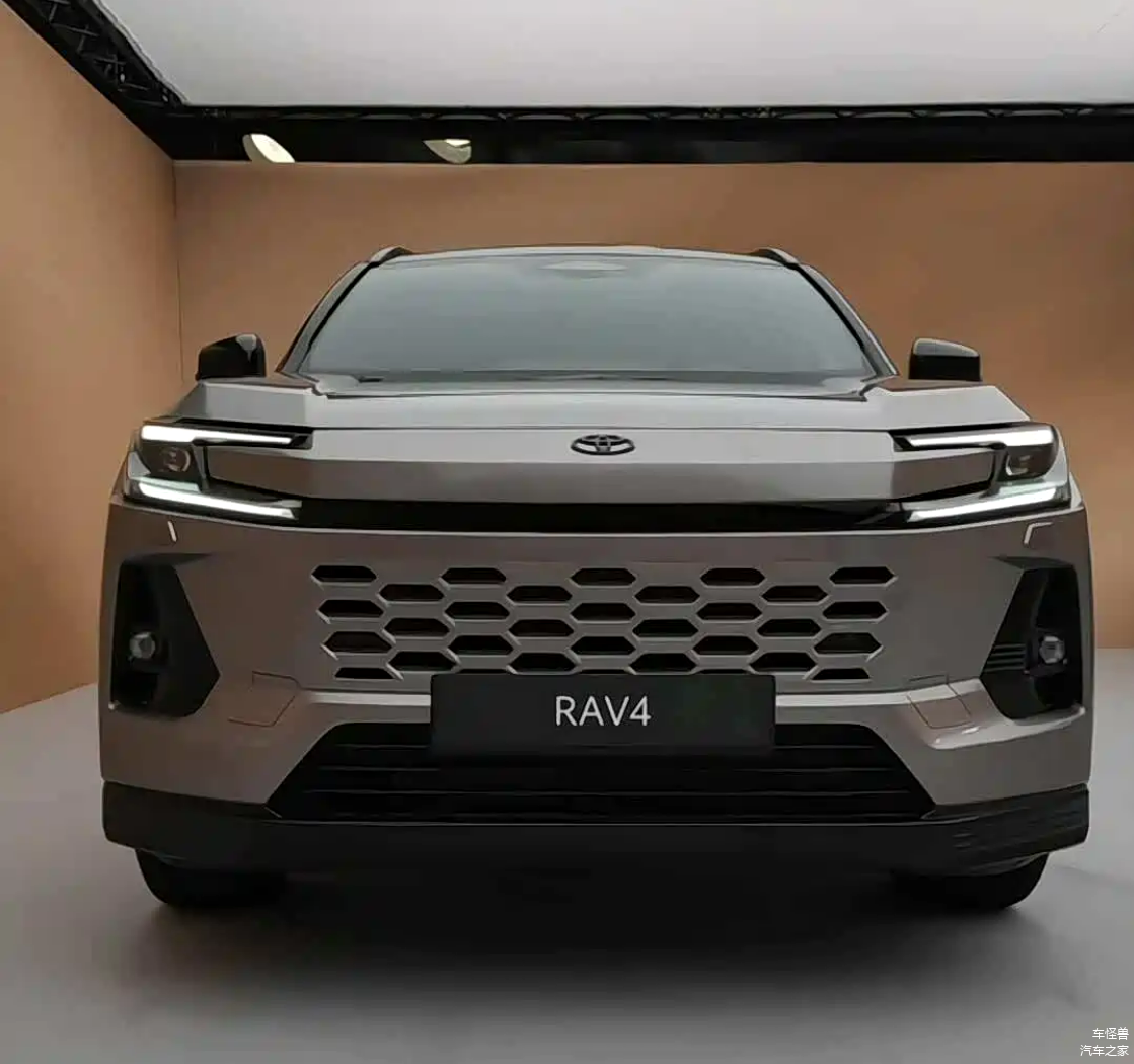 2026款丰田RAV4大变样,GR 版黑化套件配双大屏,你心动了吗?