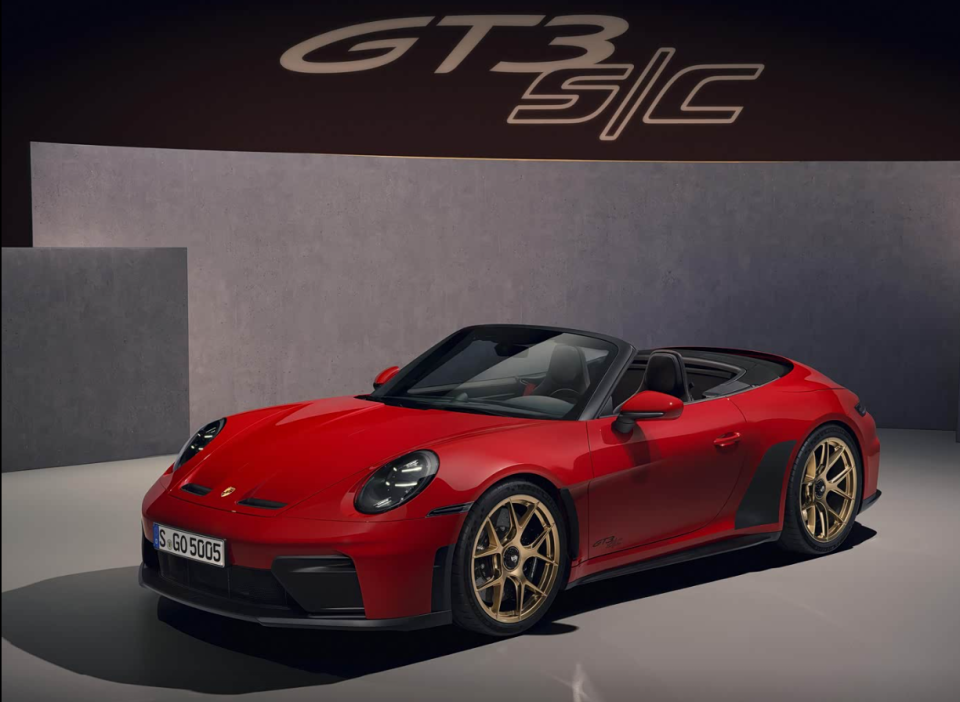 直接封神!保时捷911 GT3 S/C来了,手动+敞篷,车迷真坐不住