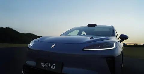 15万内闭眼冲?新春优惠加持的尚界H5实测解析