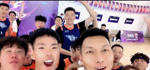 阿联重返球场，还跟队做力量训练！