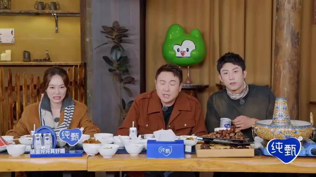 被宋亚轩笑声硬控了，连笑都比别人慢一拍，沈腾震惊：你出的声啊