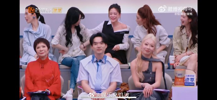 范玮琪在《乘风2026》演唱《到不了》时，具体有哪些情感表达细节打动了观众？