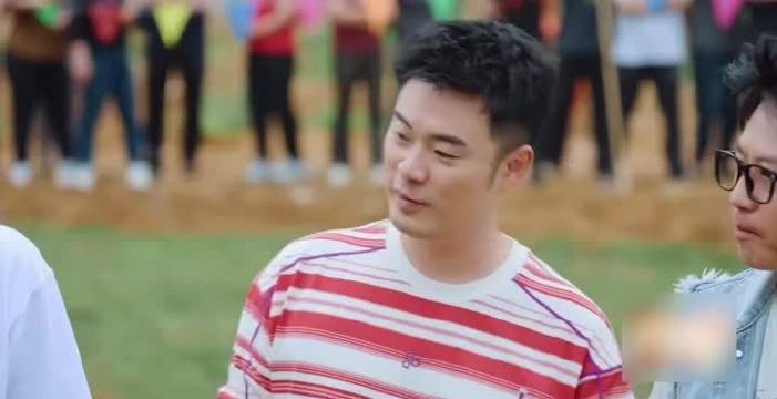 邓超陈赫鹿晗五哈重逢趾压板