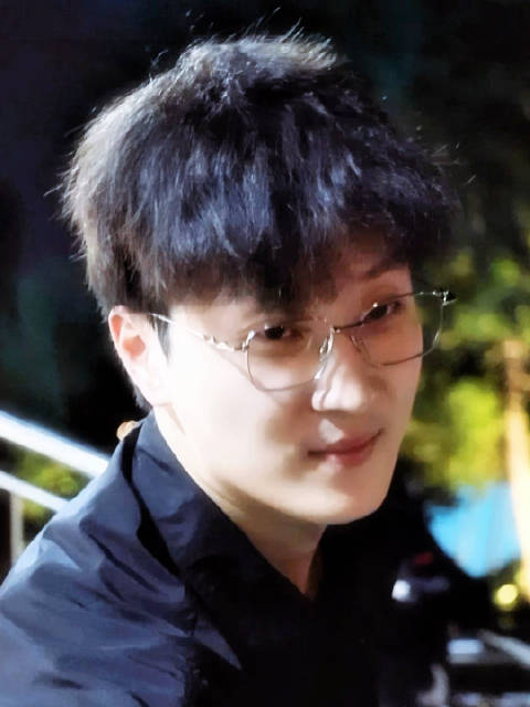 我还记得第一面见到你我心是怎样波动李明磊