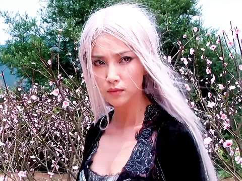 成龙李连杰新片孙悟空遭气功石化，天命人助其复活