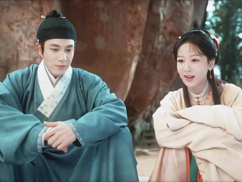 韩东君举鱼灯助力《家业》开播宣传