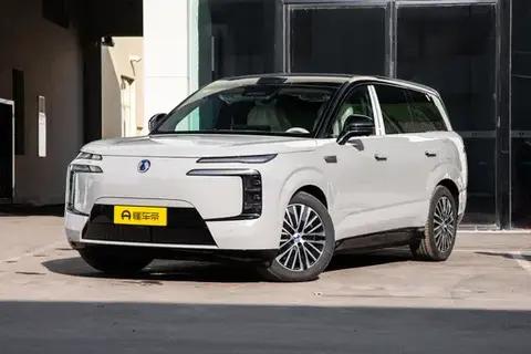 2025款腾势N8L DM购车手册:2款配置选购解析