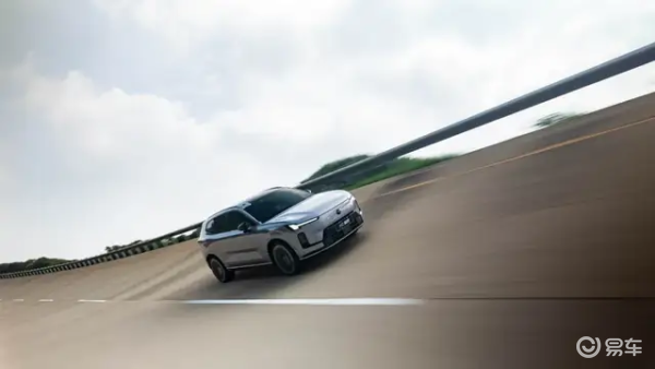 沃尔沃XC70 插电混动顿挫、动力迟滞能把人逼疯