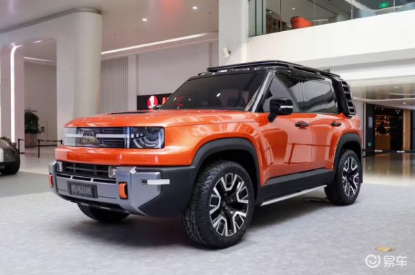 iCAR V27搭载有一块34.3kWh的电池组续航方面