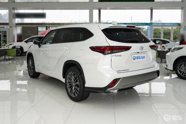 2.5L裸车价24.98万 广汽丰田汉兰达\"值得一看\"