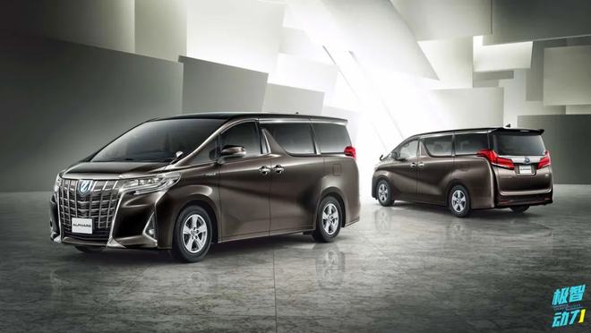 戴“皇冠”的一汽丰田MPV？对标赛那，尺寸超埃尔法
