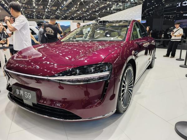 尊界S800连续12个月累计销量蝉联新势力第一