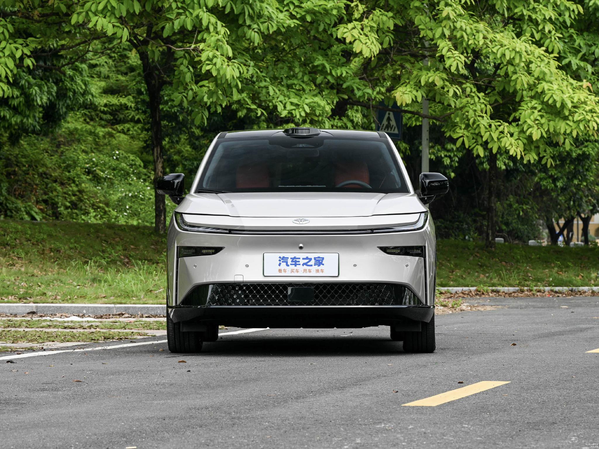 2026款铂智3X购车手册:限时9.48万起,选择中配最有性价比!