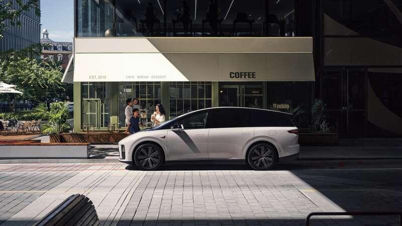理想汽车首款纯电SUV i8发布上市