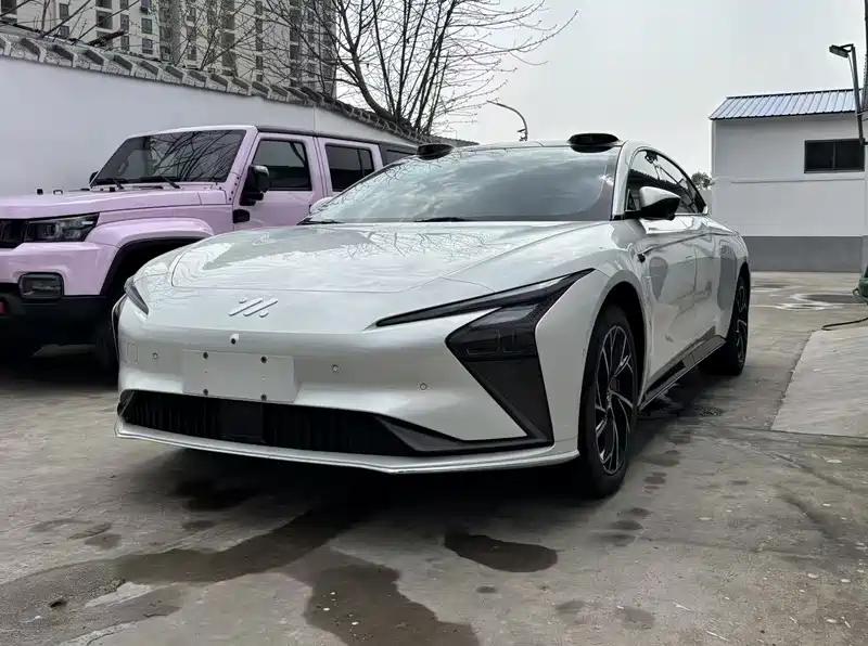 上海智己汽车智己L7二手车 2022款,优惠特价13.79万