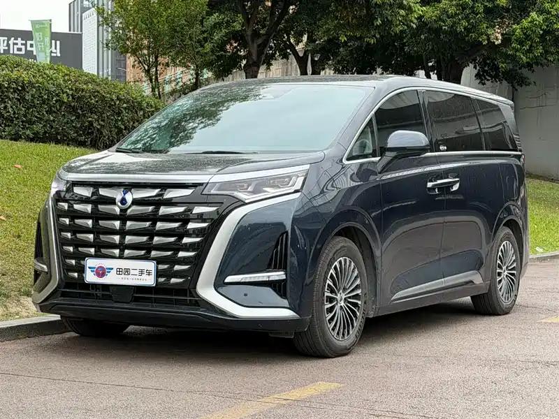 成都腾势D9二手车 2022款,优惠特价22.5万