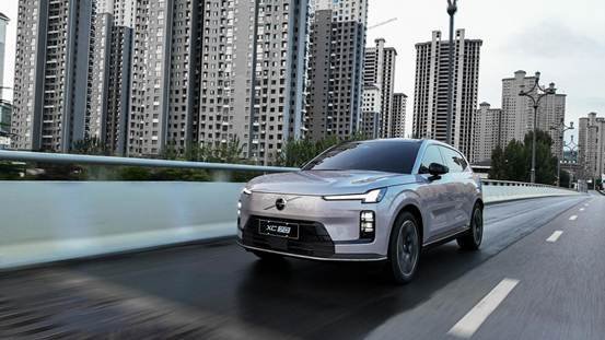 重新定义豪华混动！沃尔沃XC70中汽研实测：全工况无短板 | BitAuto