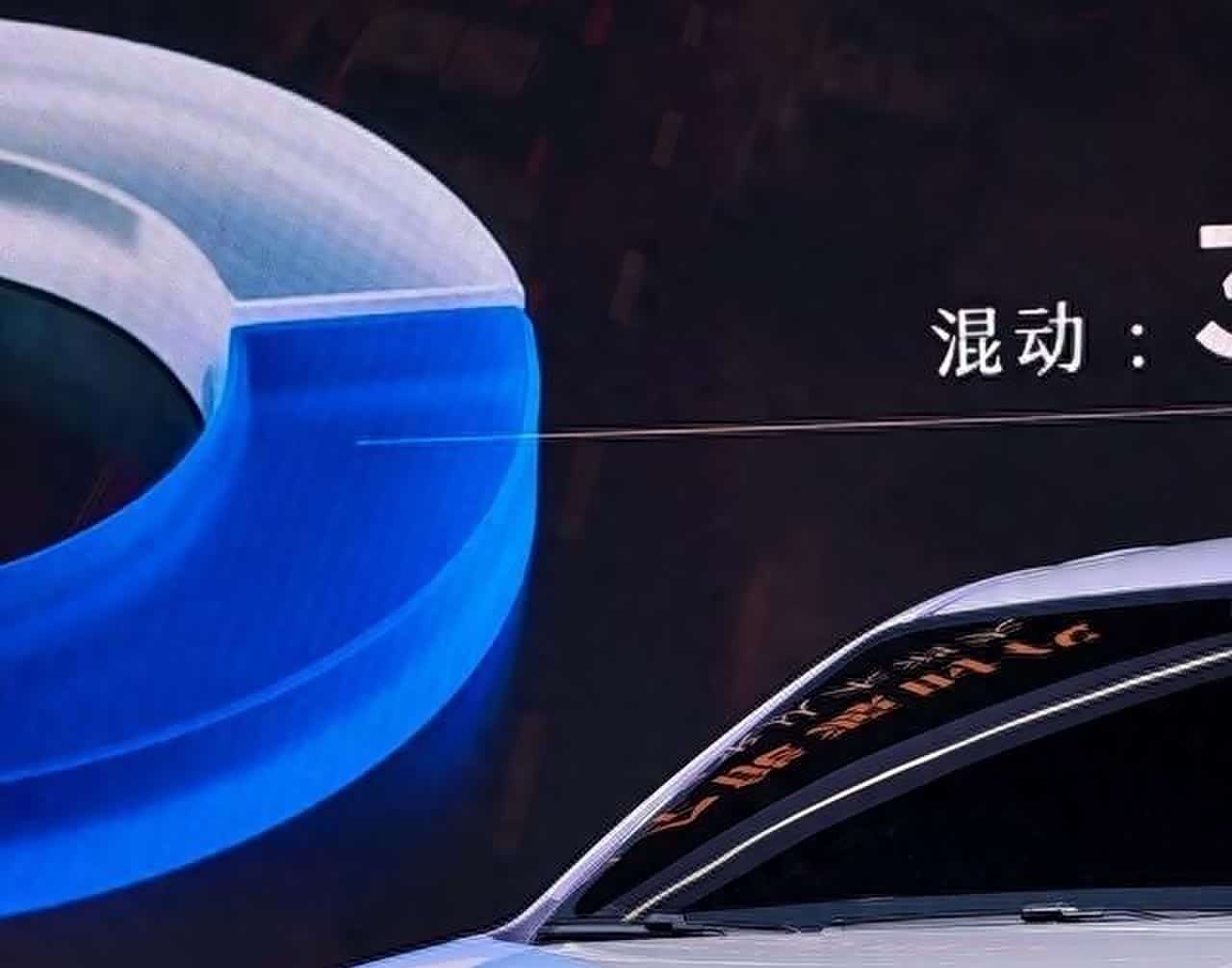 五菱星光730:全能家用MPV的实用主义