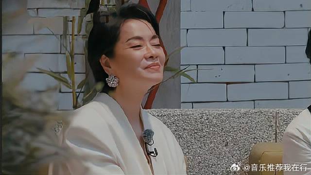 汪苏泷不愧是情歌王子，歌声温柔甜蜜，毛阿敏都沦陷了
