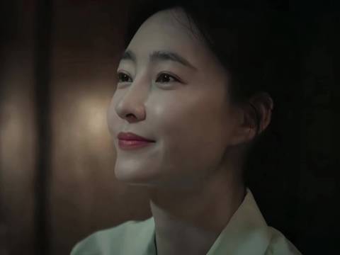 谁让你皎洁得渗了盐