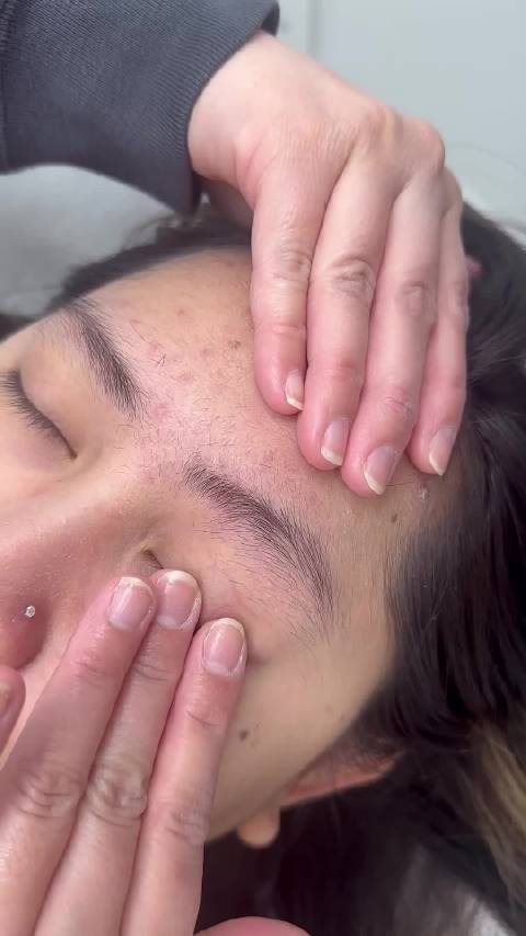 你见过这种修眉的方法吗？细绳也能这么锋利！