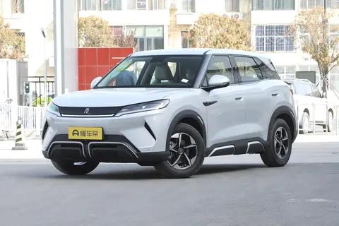 比亚迪元UP新车售9.98万，续航401km，配置实用