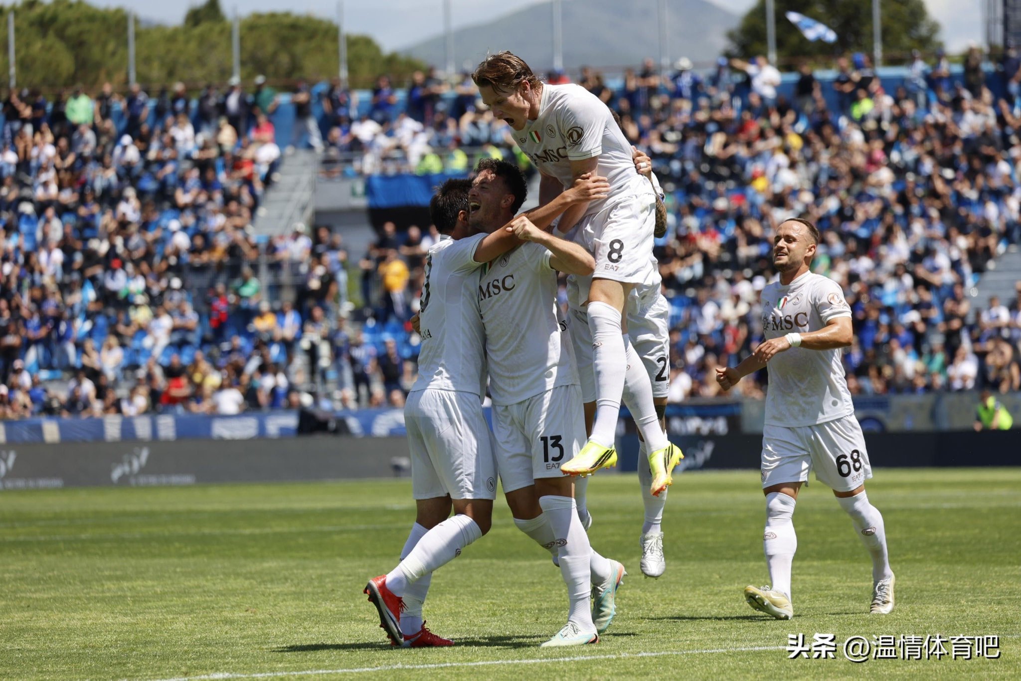 3-0！那不勒斯直通欧冠！意甲争4乱了：米兰罗马利好，尤文陷绝境