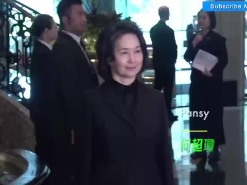 霍启刚全家黑衣出席何超遐追思会，感念赌王当年媒人恩