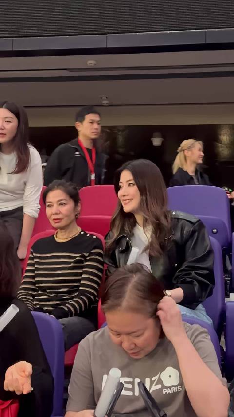 林忆莲演唱会众星云集，钟楚红陈慧琳等现身捧场