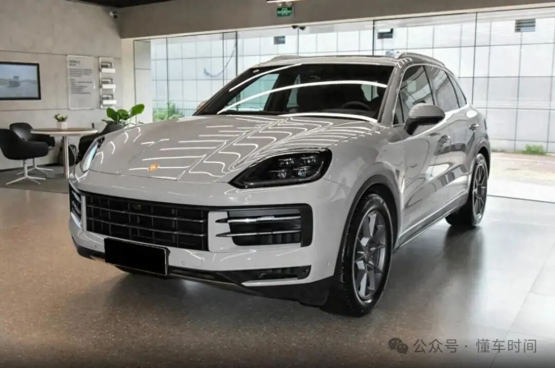 深度评测2026款保时捷卡宴,标配3.0T+8AT,座舱智能化有所升级