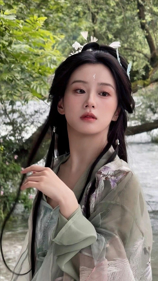 演完黄蓉后包上恩又有女主剧来袭，男主浓颜系帅哥，女二凭《长相思》出圈