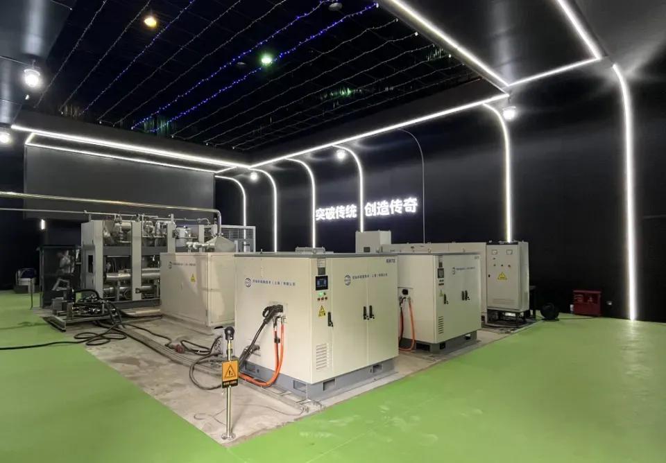 宝马iX5 Hydrogen搭载氢燃料电池，750km续航+125kW发电功率详解_网通社号