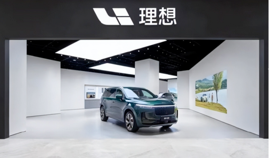 理想来了“救场王”:L6真能填补MEGA的“坑”?|次世代车研所
