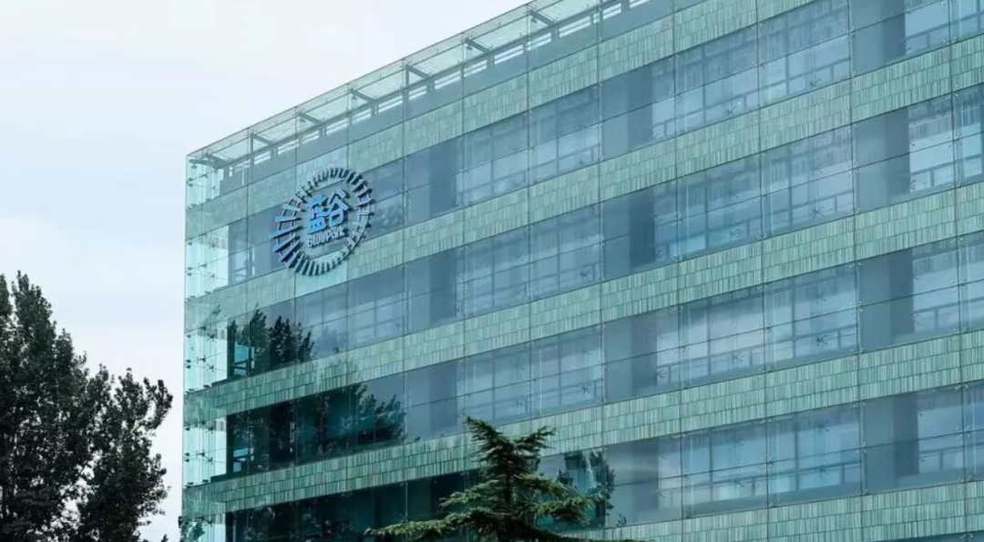 北汽新能源2026年销量目标要翻倍,鸿蒙智行的“后劲”在享界?