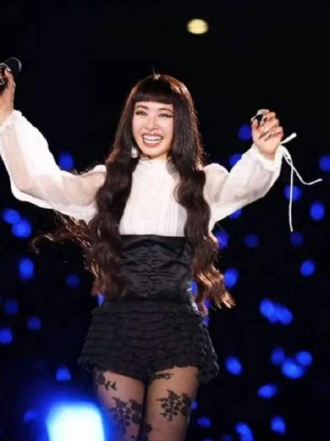 蔡依林杭州演唱会两度演唱《倒带》