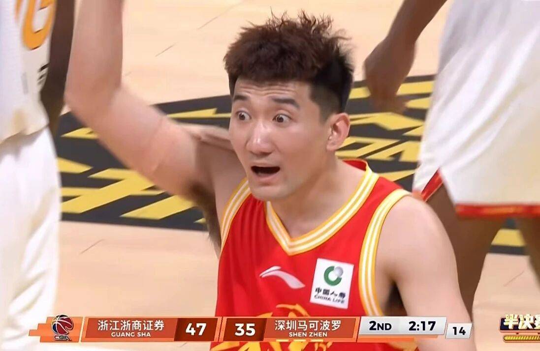 大比分2-0！广厦男篮7分险胜深圳，罚球27-12，胡金秋17+8贺希宁18+4+5
