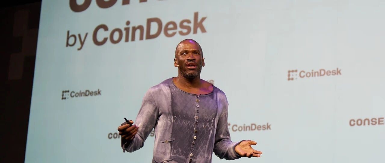 Arthur Hayes 演講：比特幣不需要靠監管證明價值，關鍵在法幣是否繼續濫發