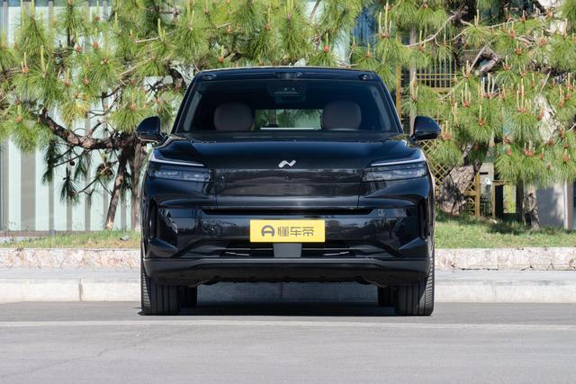 双舱大五座纯电 SUV 乐道 L80 全面评测|储物|座舱|suv|乐道l80|半苯胺真皮座椅_订阅