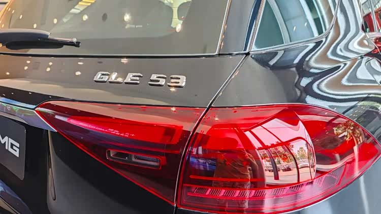 中大型SUV,3.0T的AMG,百万售价不如奥迪?