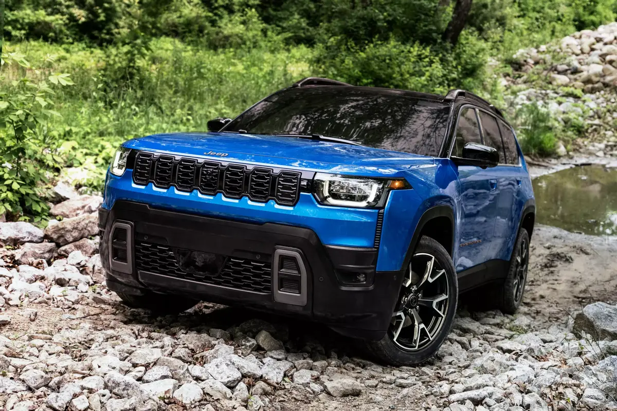 搭载混合动力系统，熟悉的Jeep又回来了_太平洋号