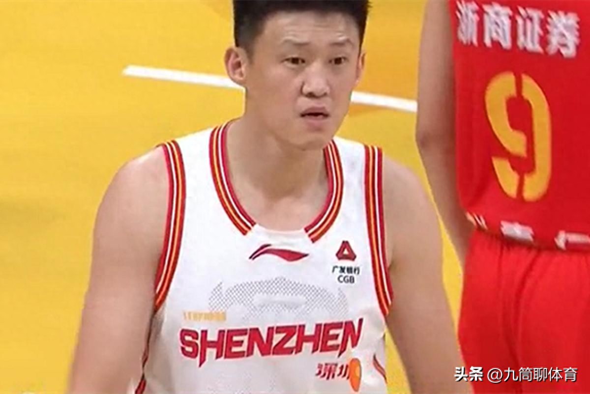 深圳7分落败揪出2脓包！周鹏2致命失误5犯，超级小外5失误14中3！