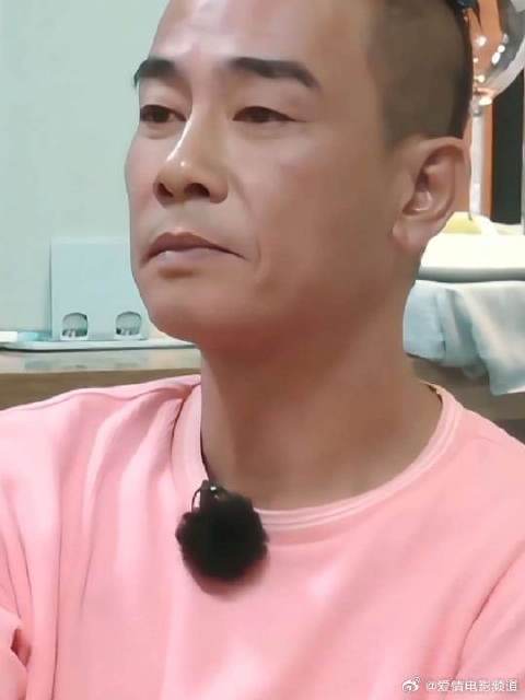 娜姐的模仿能力强是真的，小春哥对采儿宠溺的眼神也是真的
