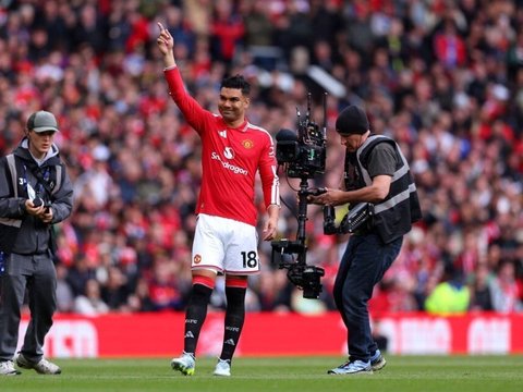 英超：曼联3-2森林锁定第三！卡塞米罗告别战 B费平助攻历史纪录