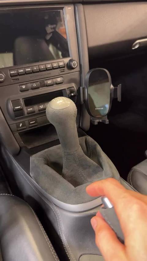 保时捷的手动挡的手感太棒了！机械感十足